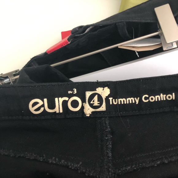 Euro Brand Black Tummy Control Jeans NWT - Picture 6 of 7